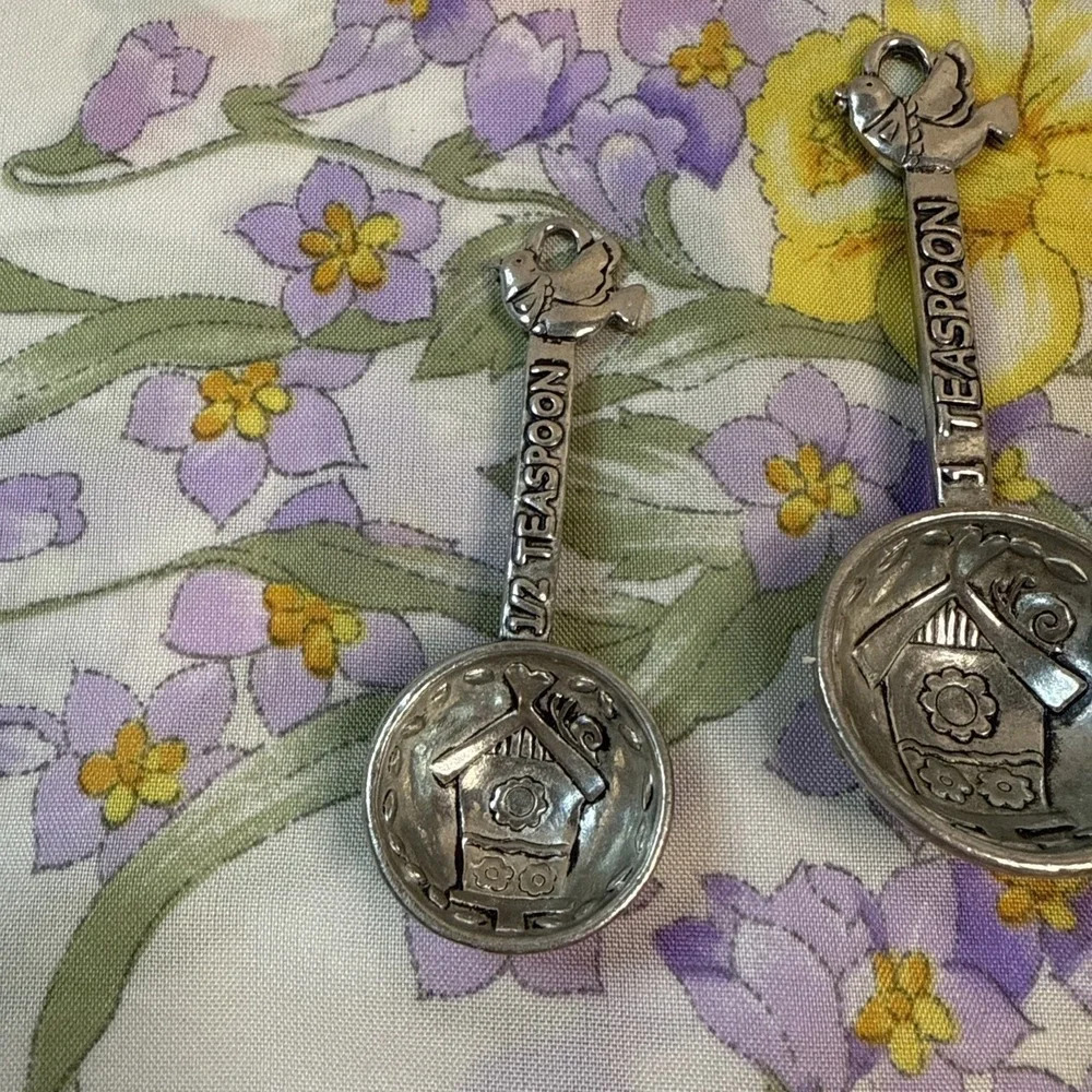 Vintage Birdhouse Pewter‎ Measuring Spoons Set of 3 Birds Kitchen Decor